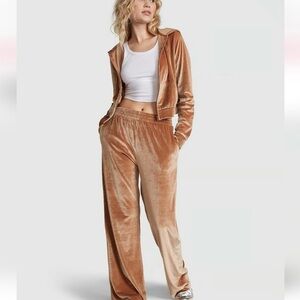 Victoria’s Secret PINK Velour Bling Set